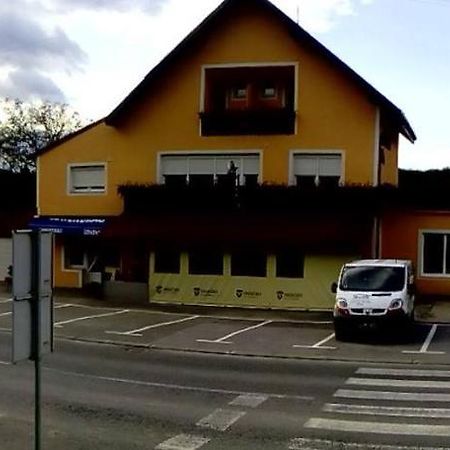 Отель Restoran I Prenociste Egghus Nasice Экстерьер фото
