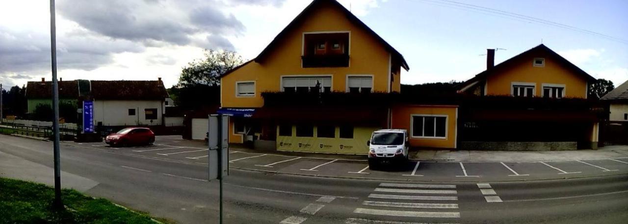 Отель Restoran I Prenociste Egghus Nasice Экстерьер фото